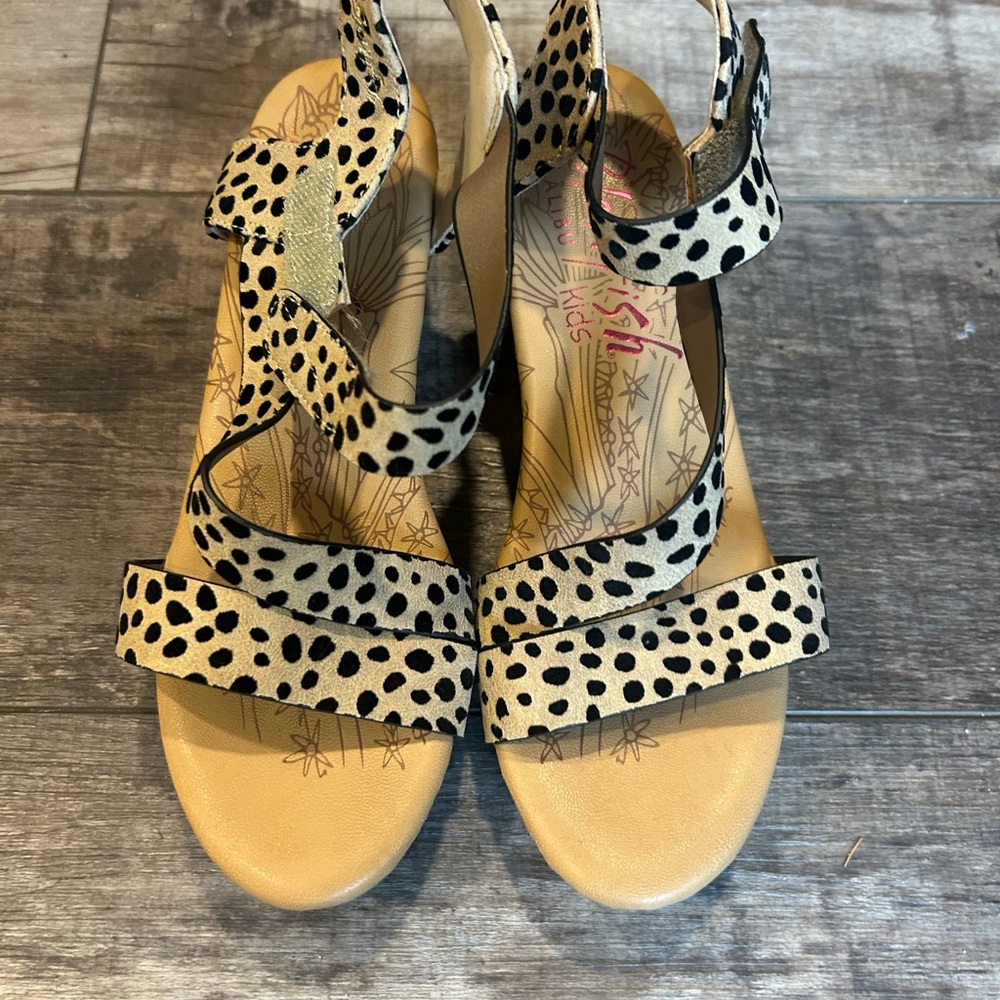 Blowfish Malibu Blackβ and Tan Spotted Sandals
